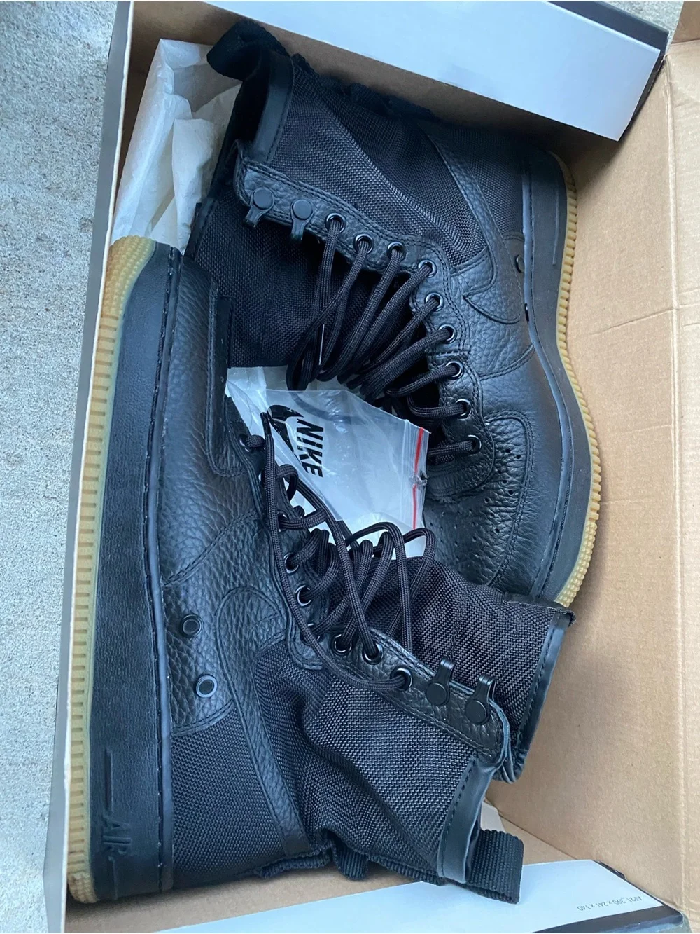 Nike SF Air Force 1 2016 Black High-Top Tactical Boots with Gum Outsole size 8